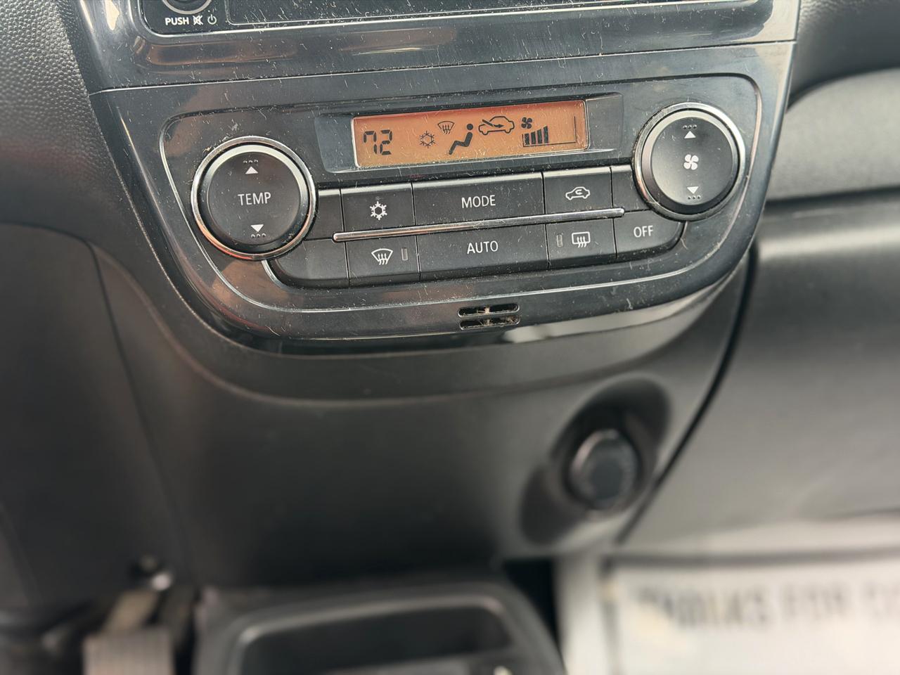 Mitsubishi Mirage  2021