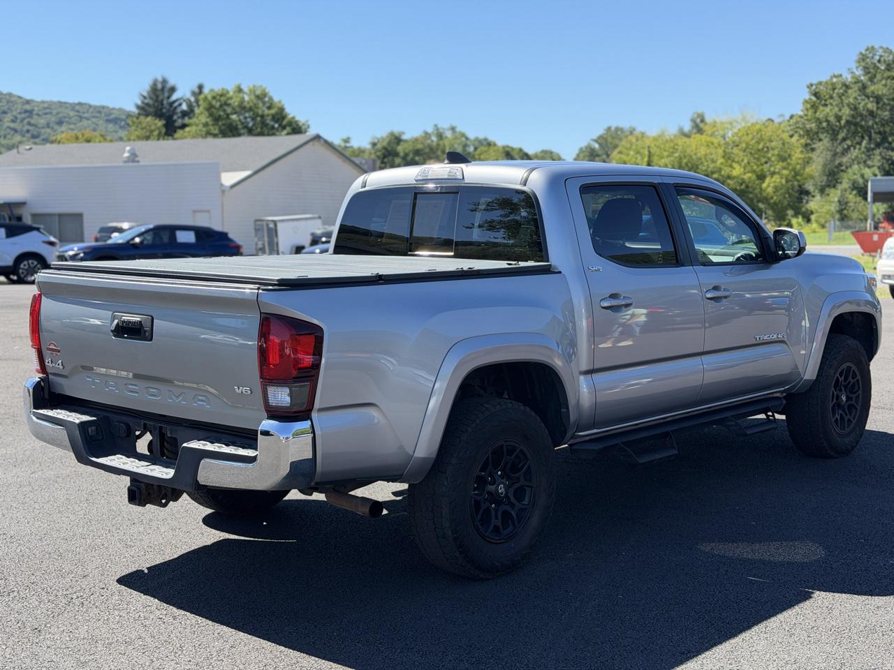 Toyota Tacoma  2021