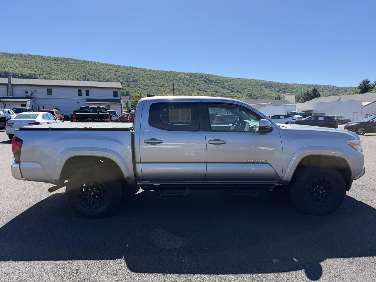 Toyota Tacoma  2021