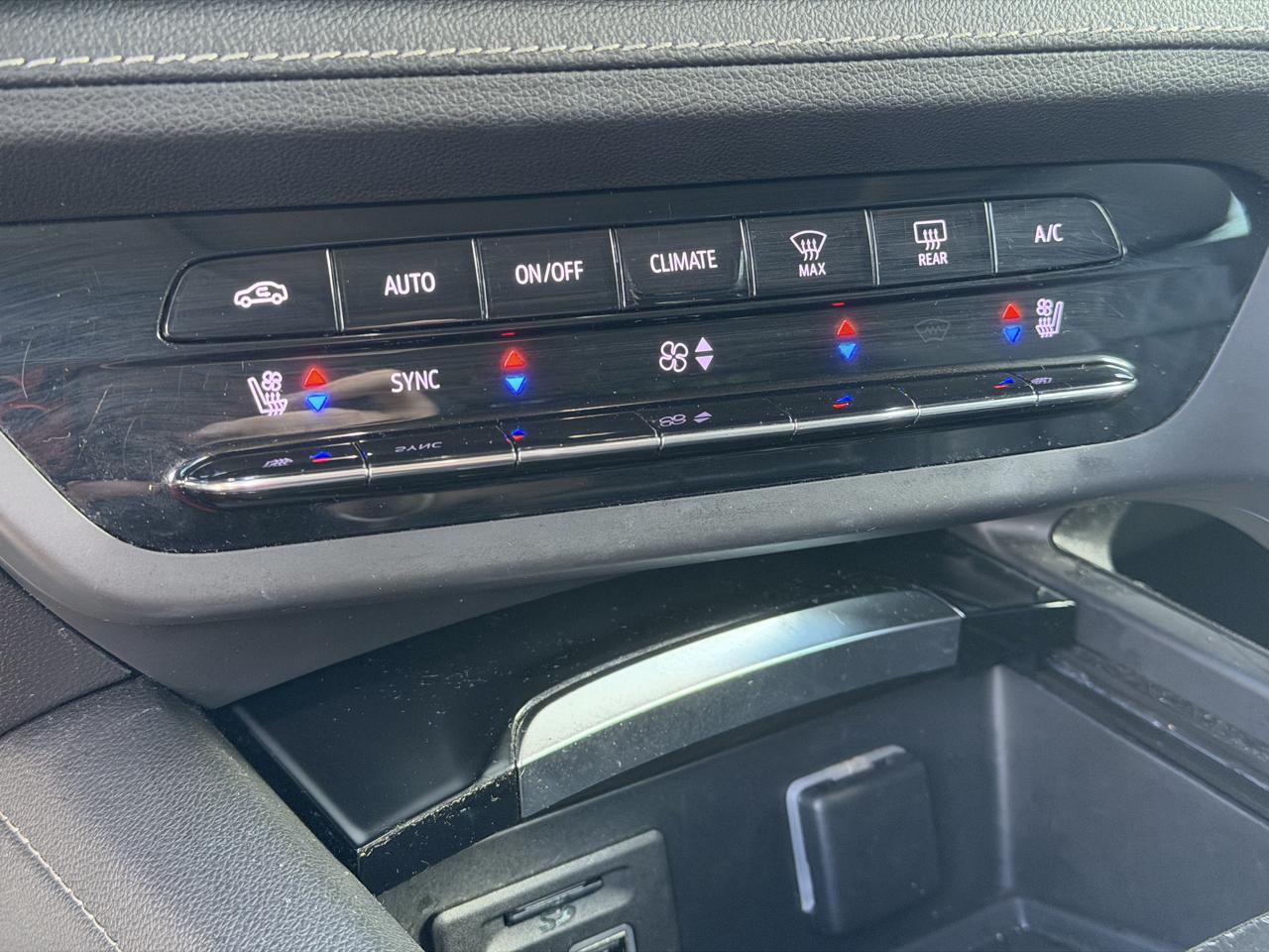 Buick Envision  2021