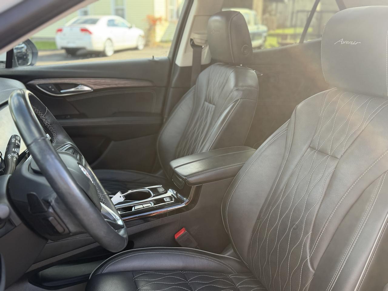 Buick Envision  2021
