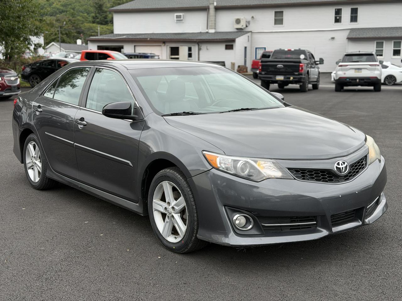 Toyota Camry  2014