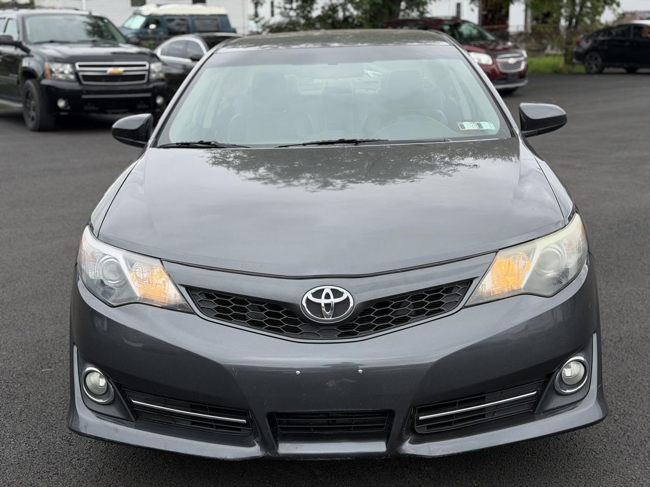 Toyota Camry  2014