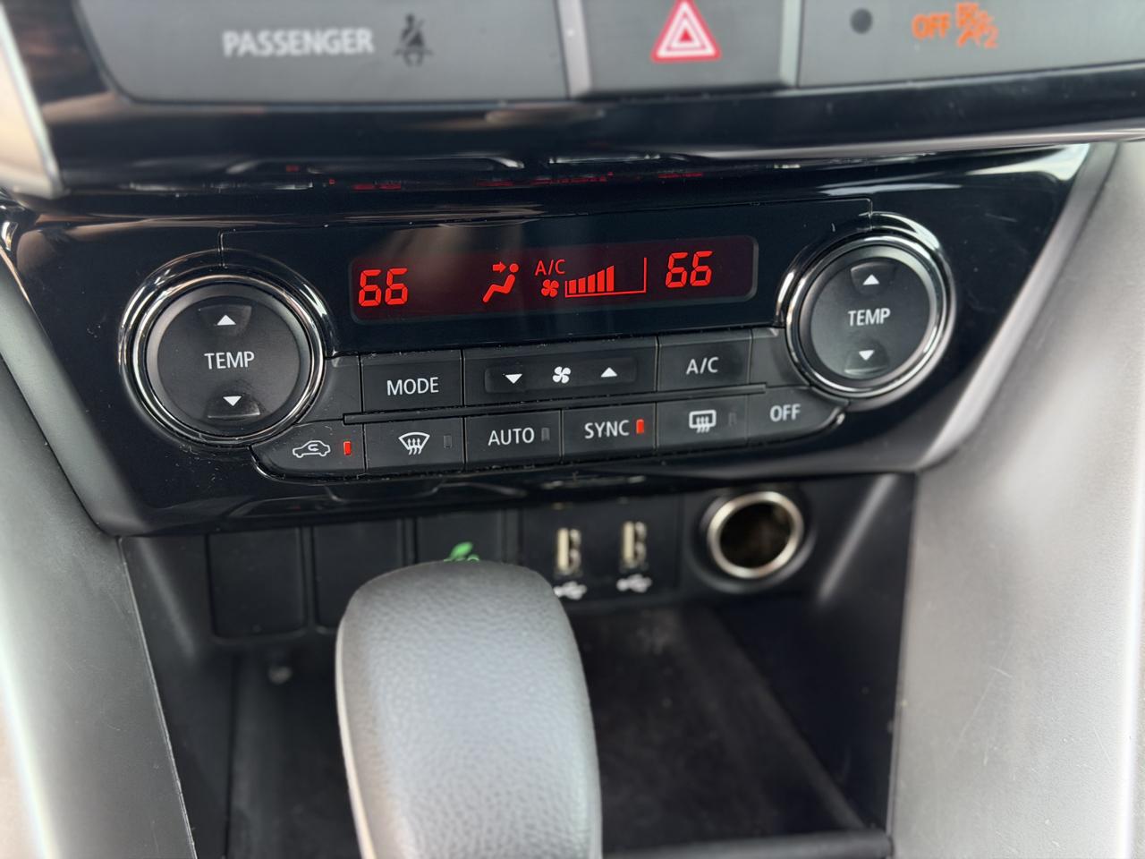 Mitsubishi Eclipse Cross  2024