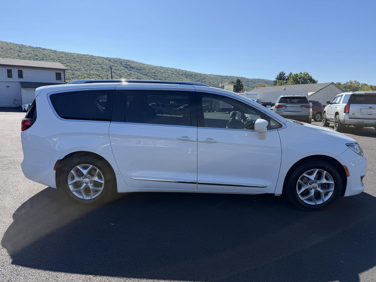 Chrysler Pacifica  2018
