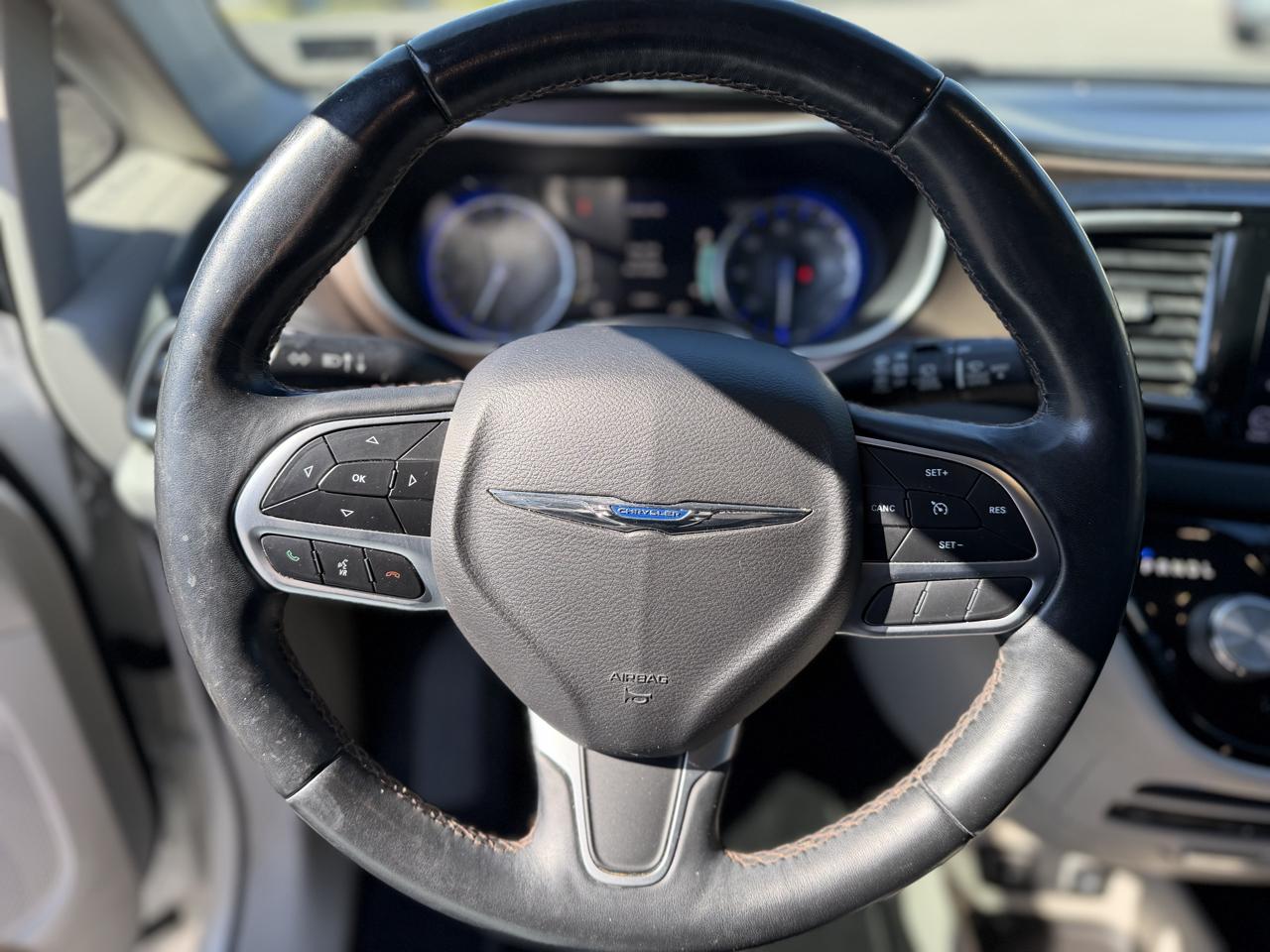 Chrysler Pacifica  2018