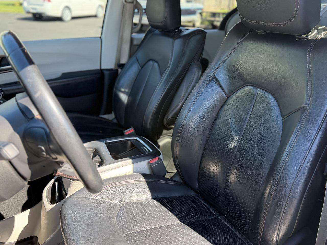 Chrysler Pacifica  2018