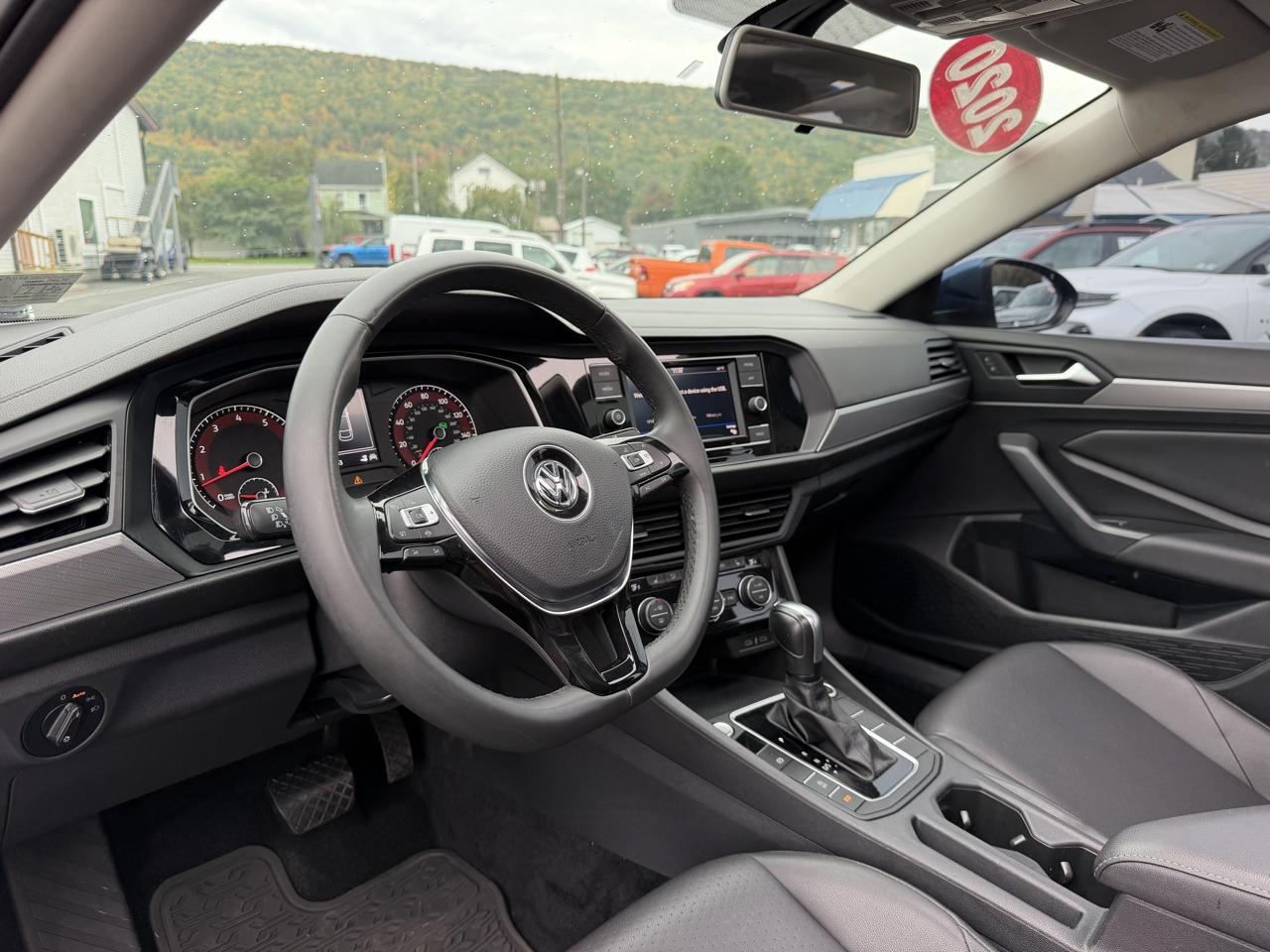 Volkswagen Jetta  2020