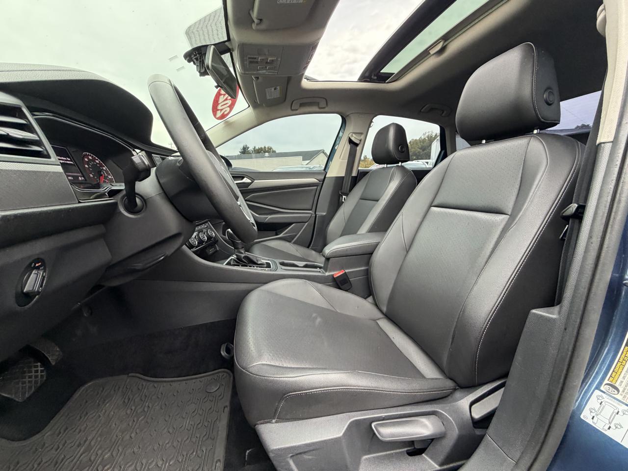Volkswagen Jetta  2020