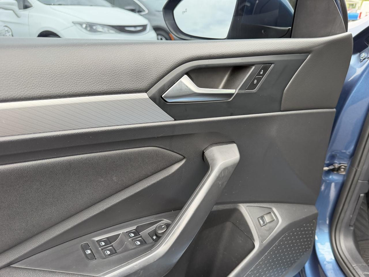 Volkswagen Jetta  2020