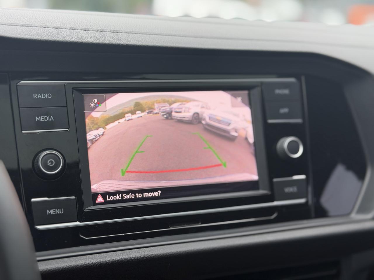 Volkswagen Jetta  2020