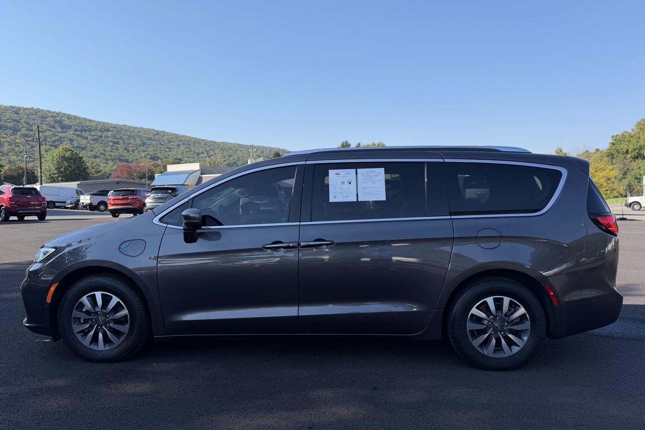 Chrysler Pacifica Hybrid  2021