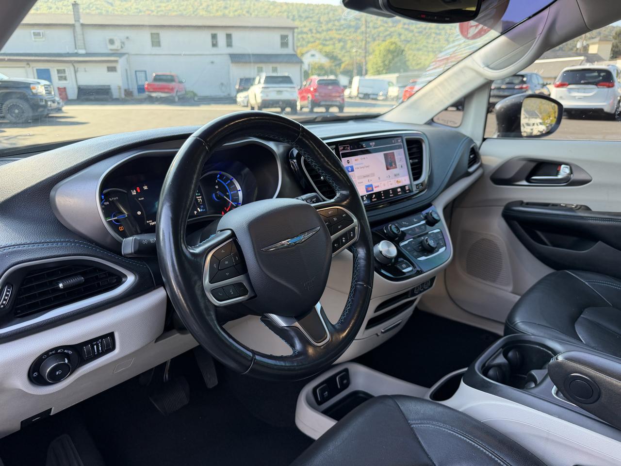 Chrysler Pacifica Hybrid  2021