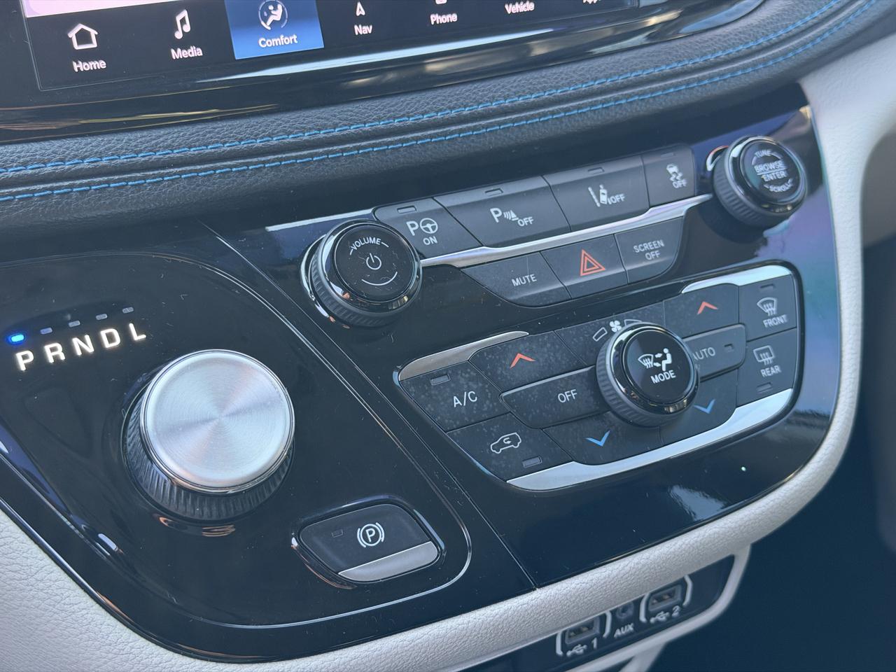 Chrysler Pacifica Hybrid  2021