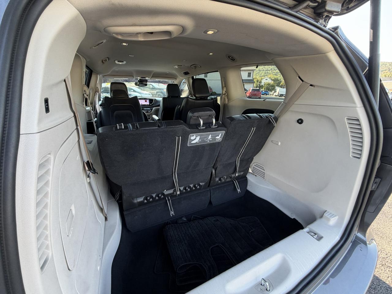 Chrysler Pacifica Hybrid  2021