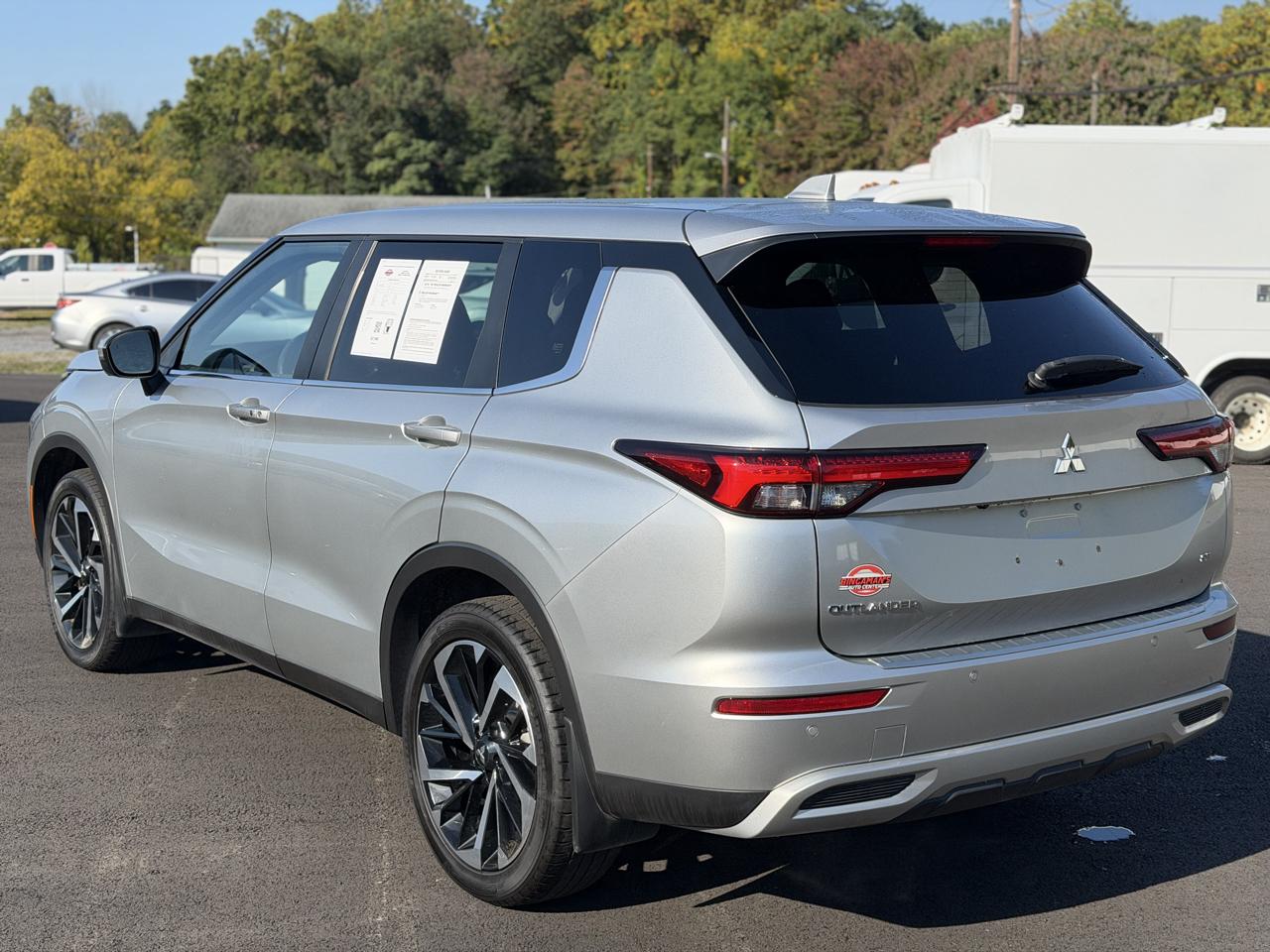 Mitsubishi Outlander  2023