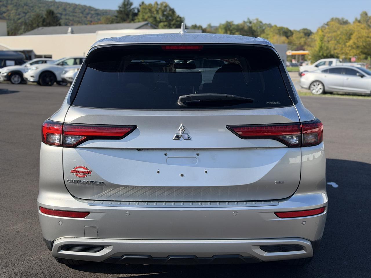 Mitsubishi Outlander  2023