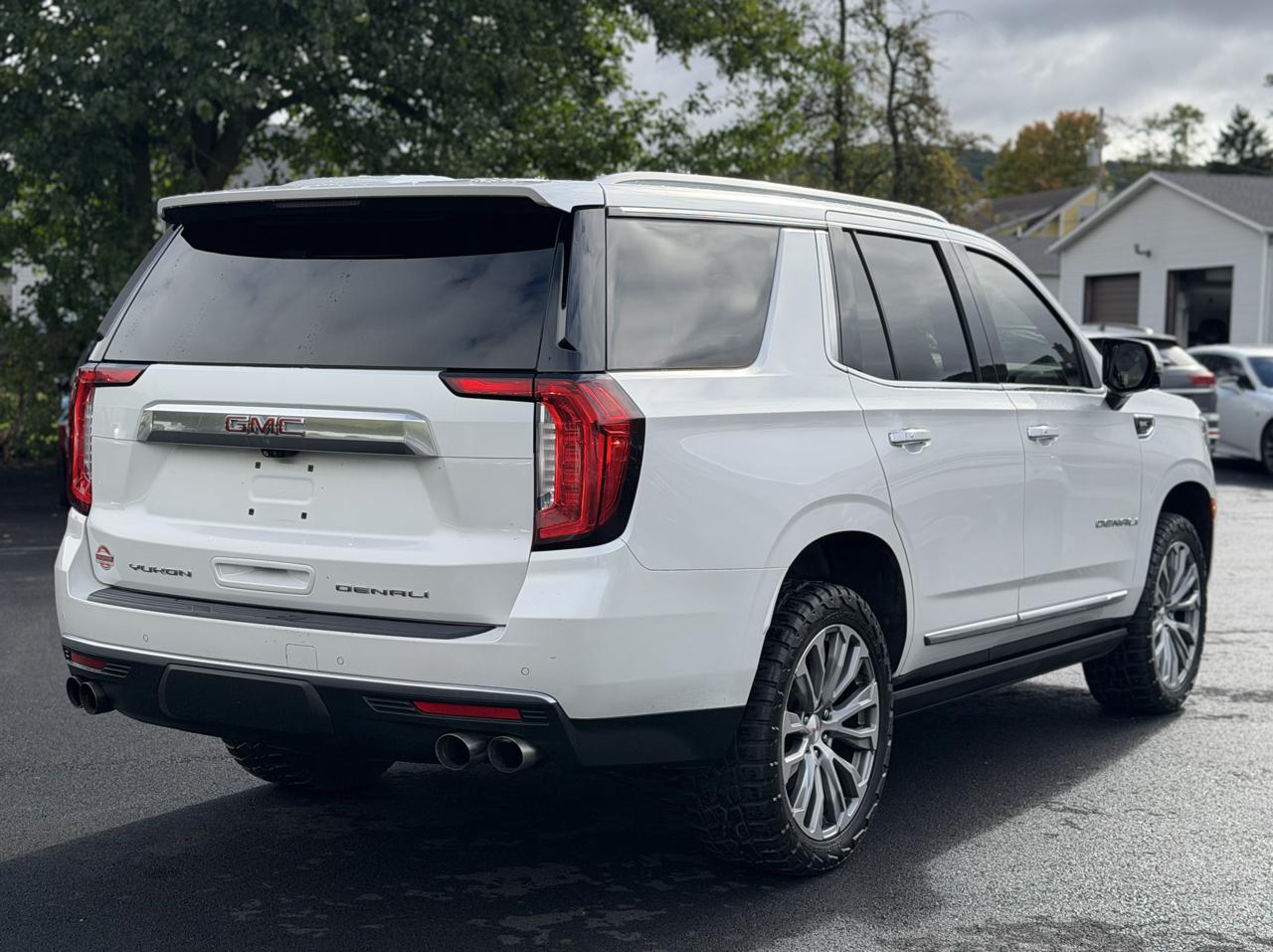 GMC Yukon  2021