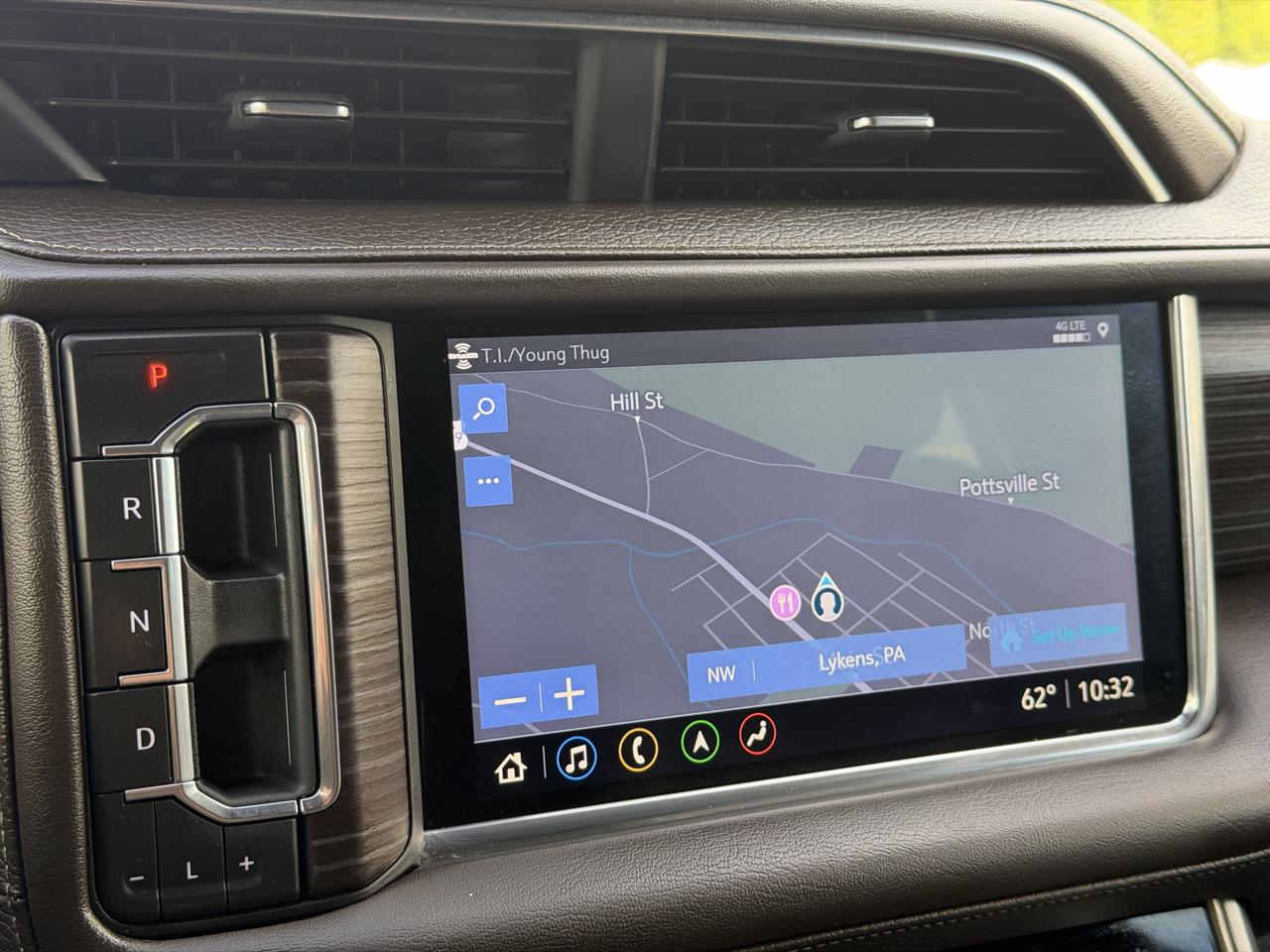 GMC Yukon  2021