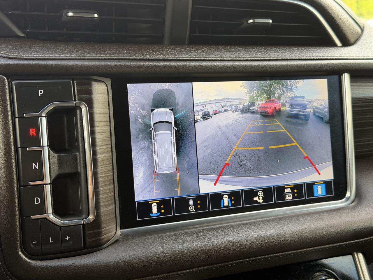 GMC Yukon  2021