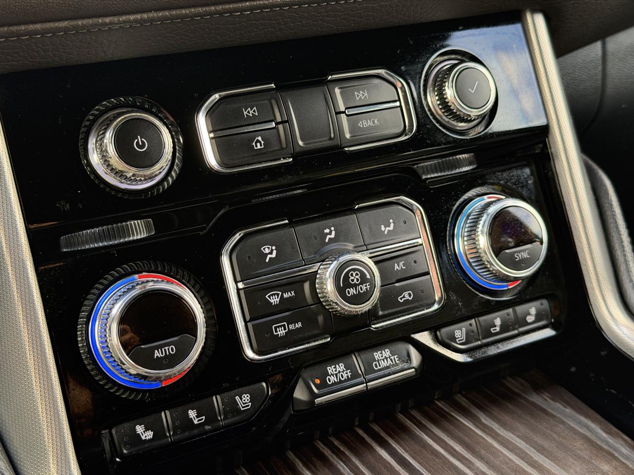 GMC Yukon  2021