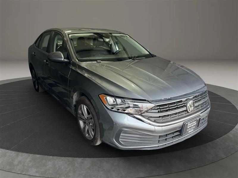 2024 Volkswagen Jetta 1.5T SE Sedan 4D