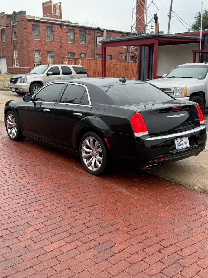 Chrysler 300  2018 Chrysler 300  2018