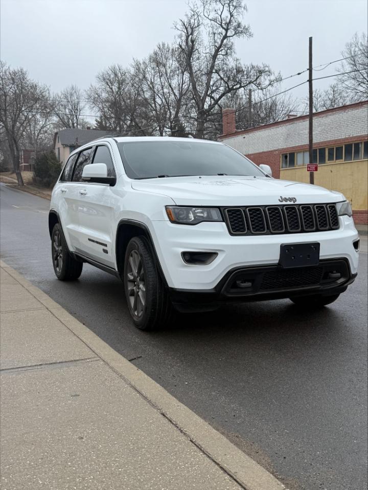 Jeep Grand Cherokee  2016