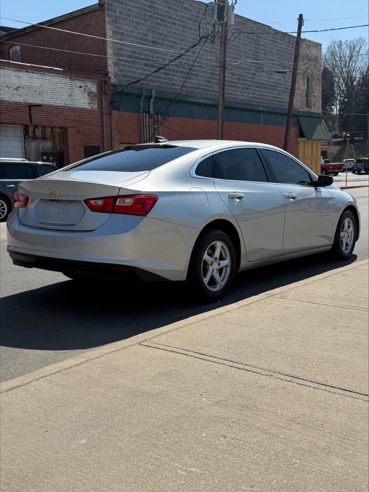 Chevrolet Malibu  2018