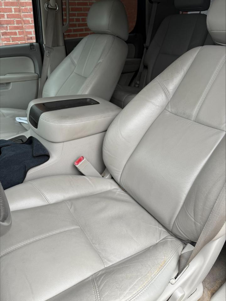 Chevrolet Tahoe  2010