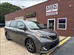 2017 Toyota Sienna 