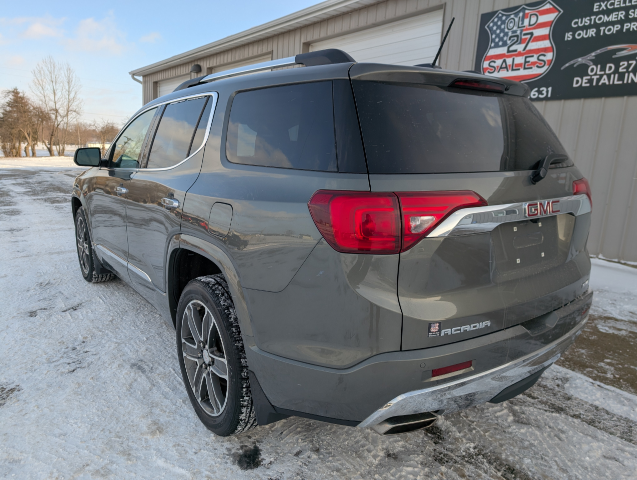 GMC Acadia Denali AWD 2018
