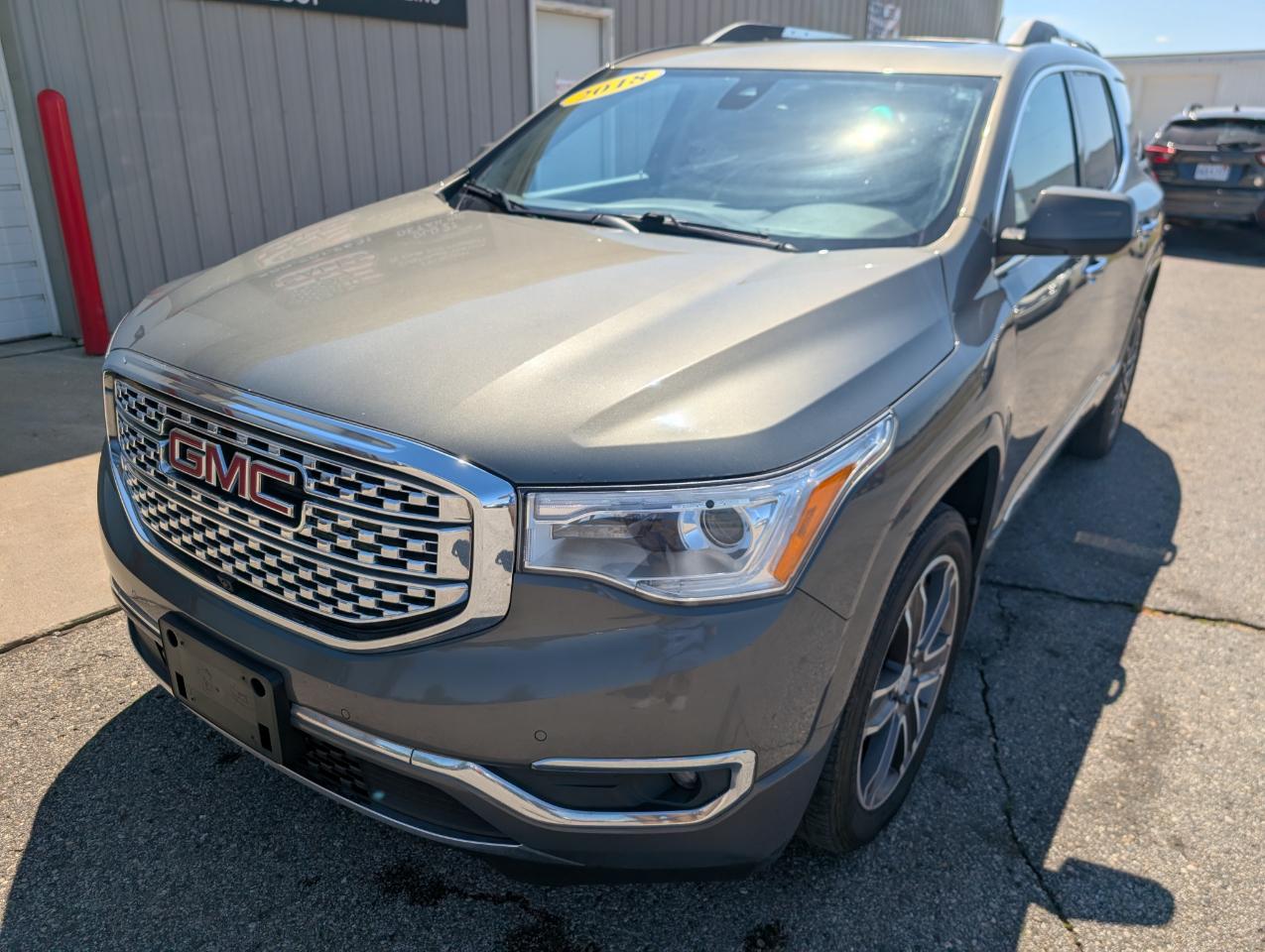 GMC Acadia Denali AWD 2018