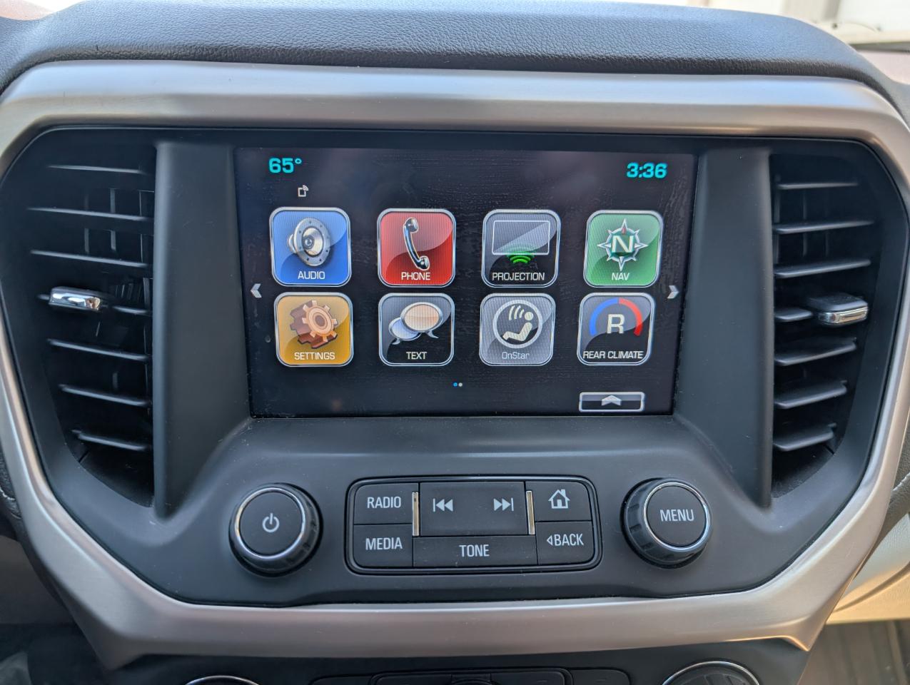 GMC Acadia Denali AWD 2018