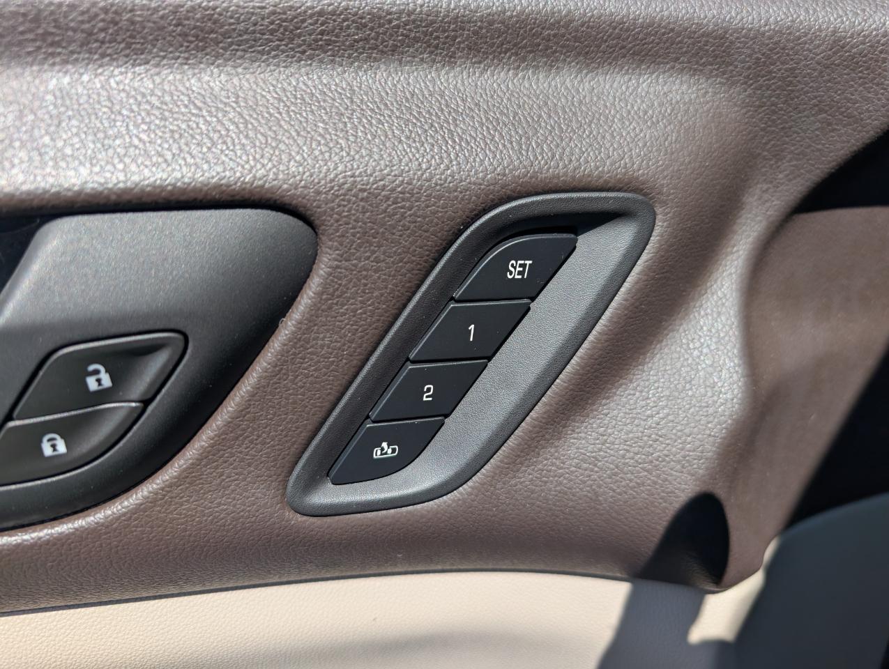 GMC Acadia Denali AWD 2018