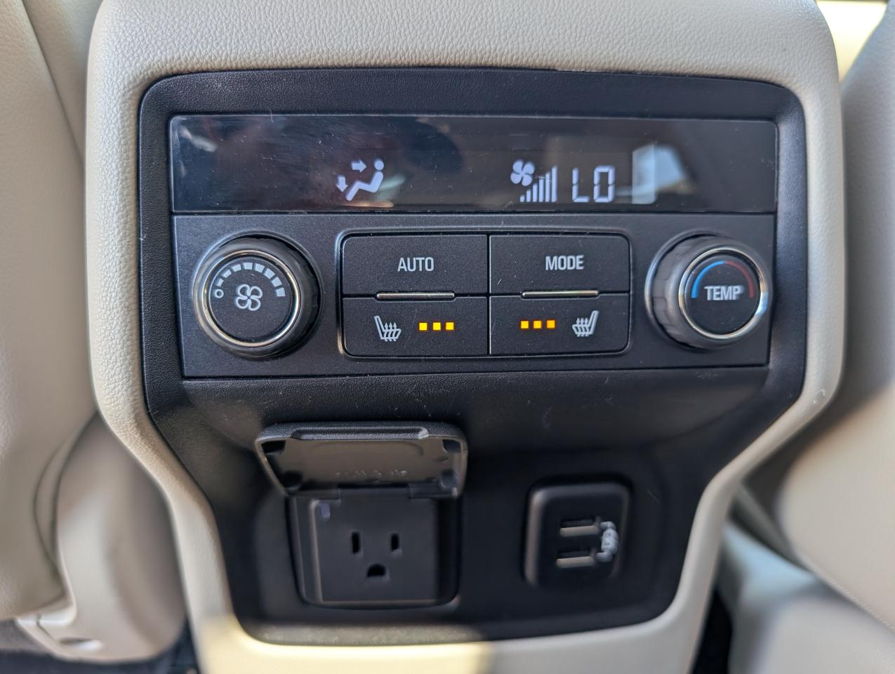 GMC Acadia Denali AWD 2018