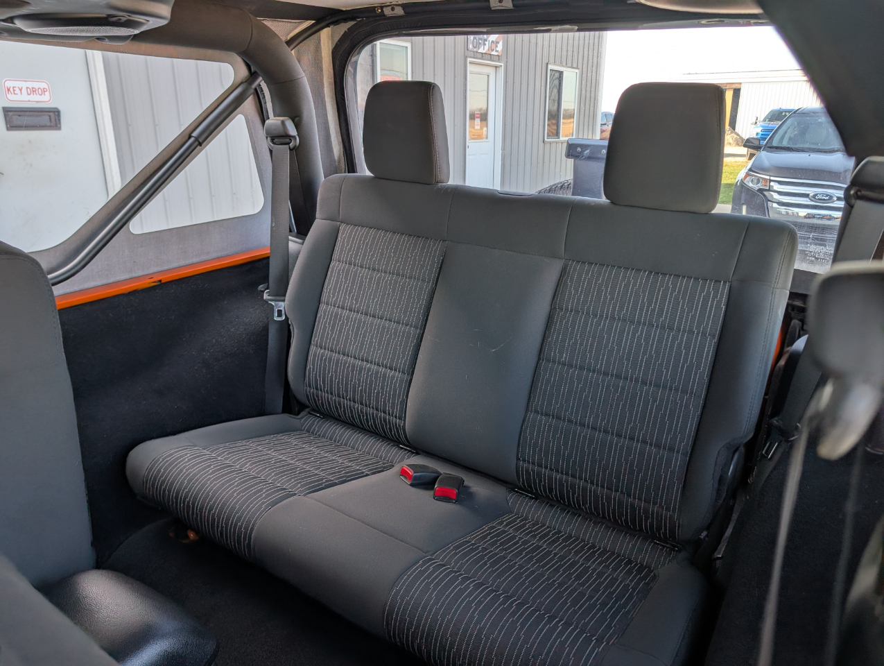 Jeep Wrangler Sport 4WD 2012