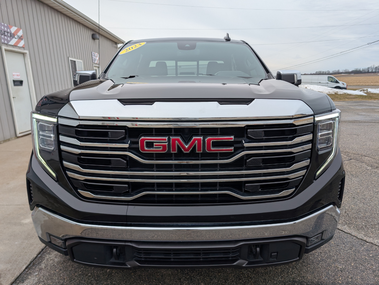 GMC Sierra 1500 SLT Crew Cab 4WD 2023
