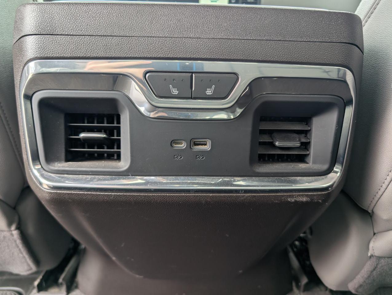 GMC Sierra 1500 SLT Crew Cab 4WD 2023