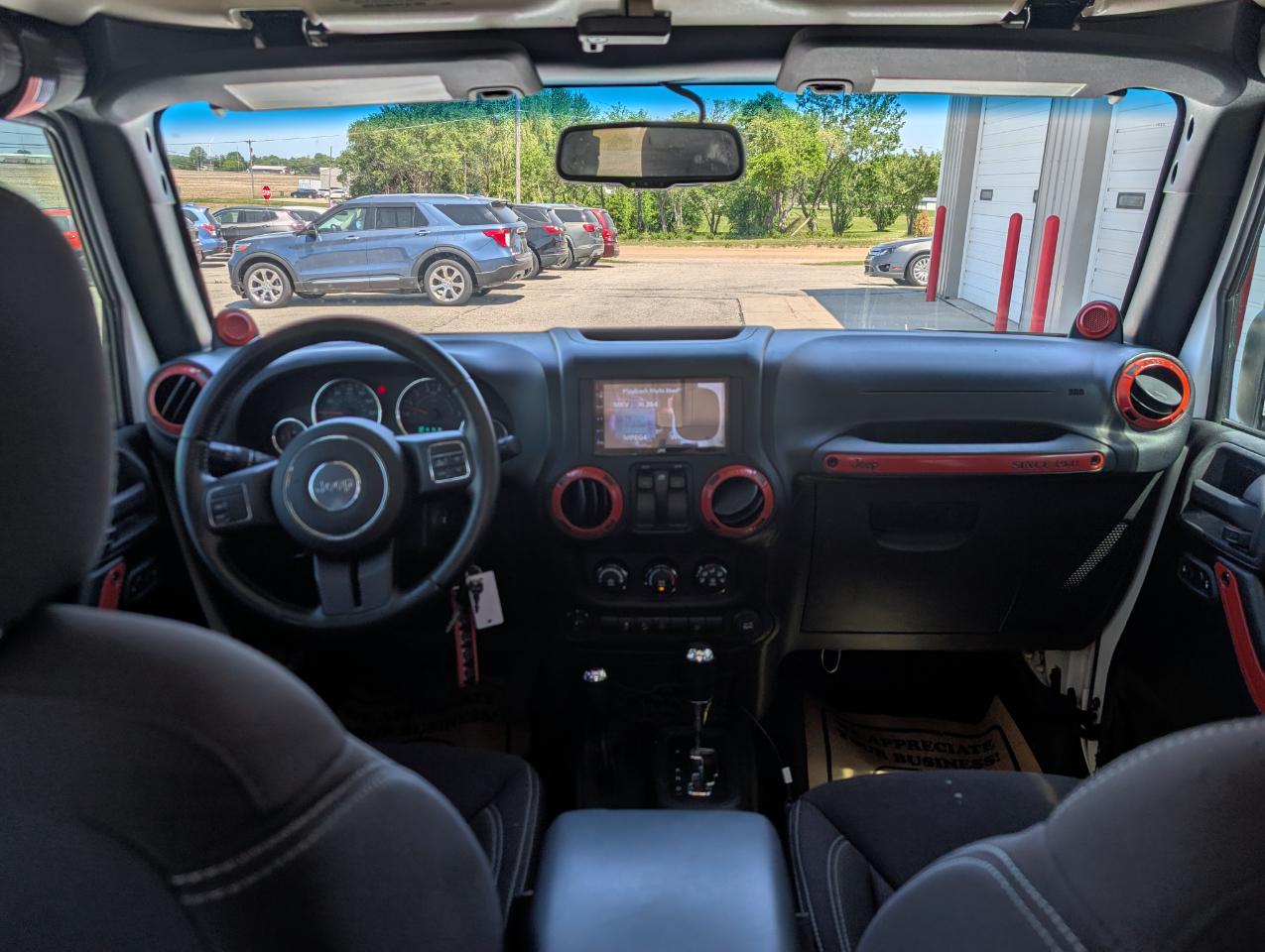 Jeep Wrangler Sahara 4WD 2013