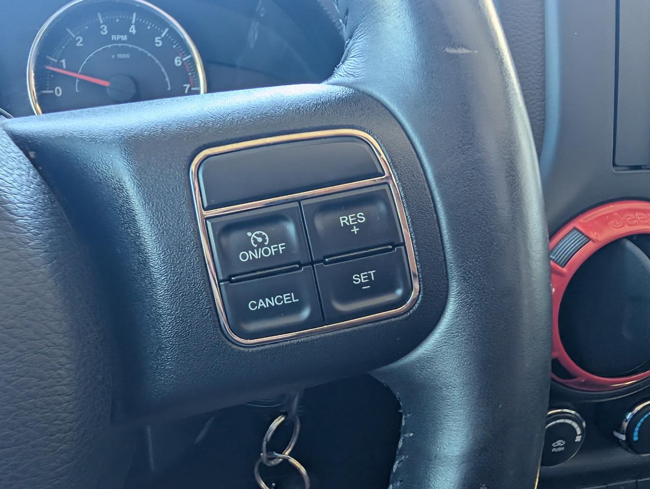 Jeep Wrangler Sahara 4WD 2013