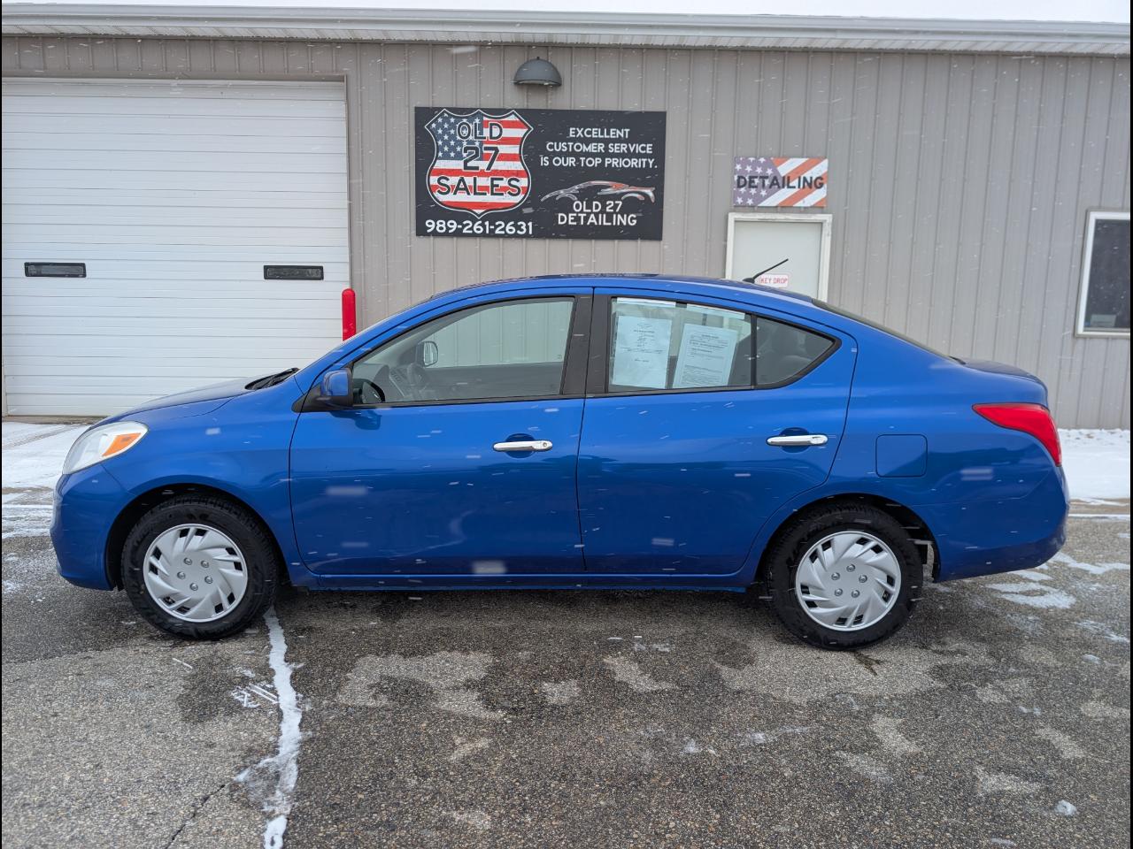 Nissan Versa 1.6 SV Sedan 2012