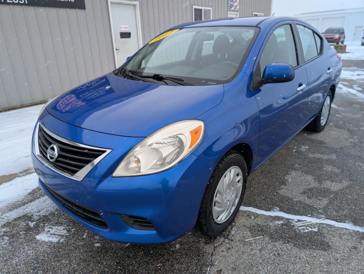 2012 Nissan Versa SV