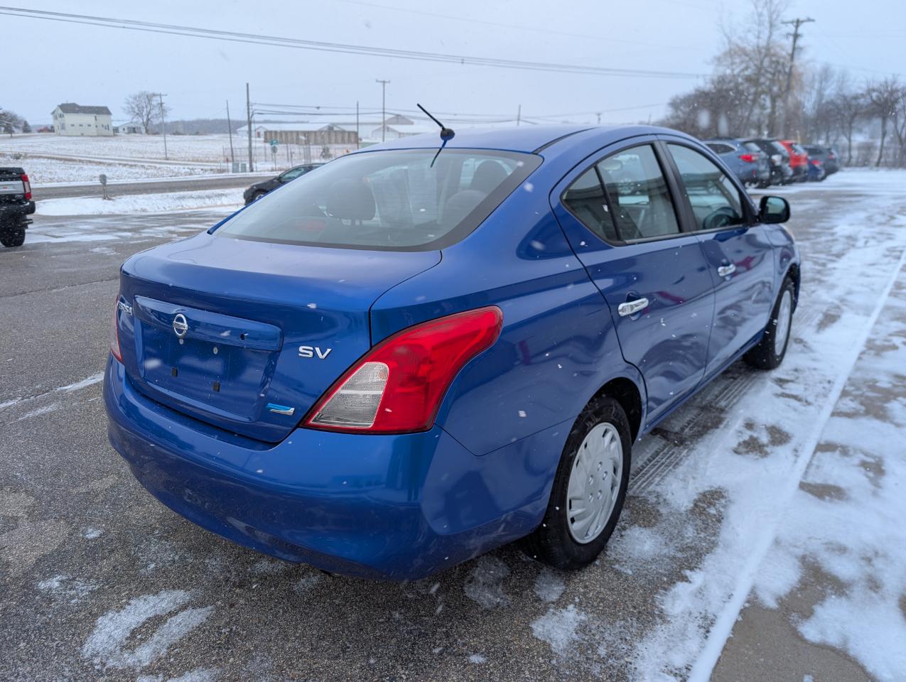Nissan Versa 1.6 SV Sedan 2012