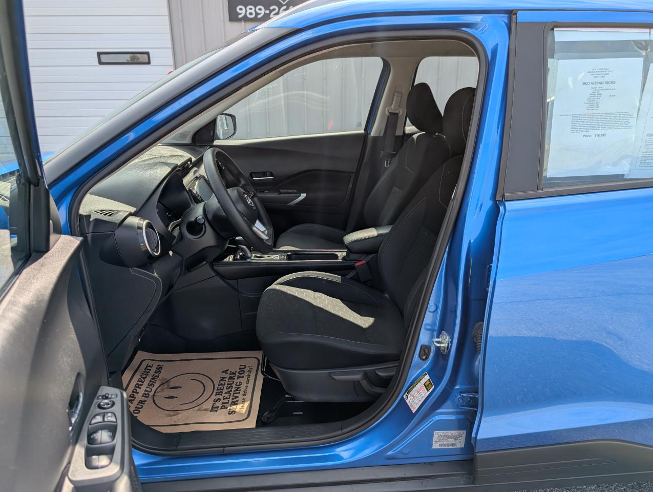 Nissan Kicks SV 2023