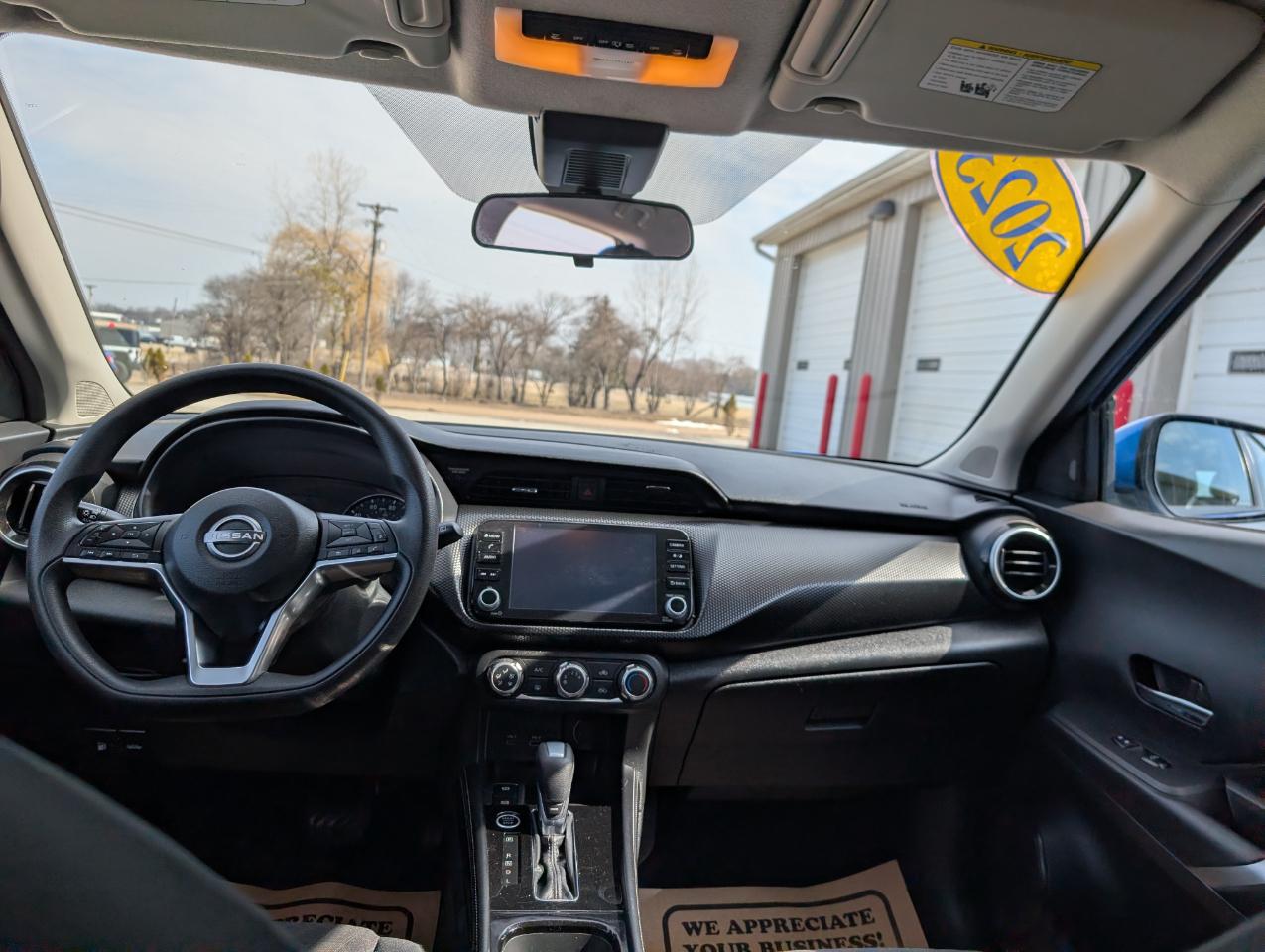 Nissan Kicks SV 2023