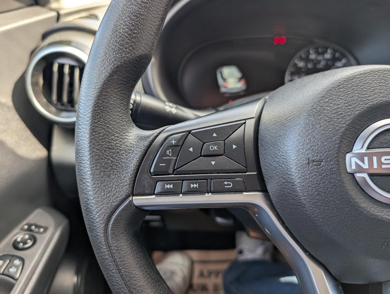 Nissan Kicks SV 2023