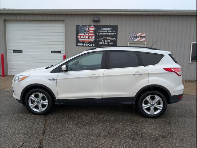 White 2016 Ford Escape SE AWD SUV / Crossover All-Wheel Drive Automatic