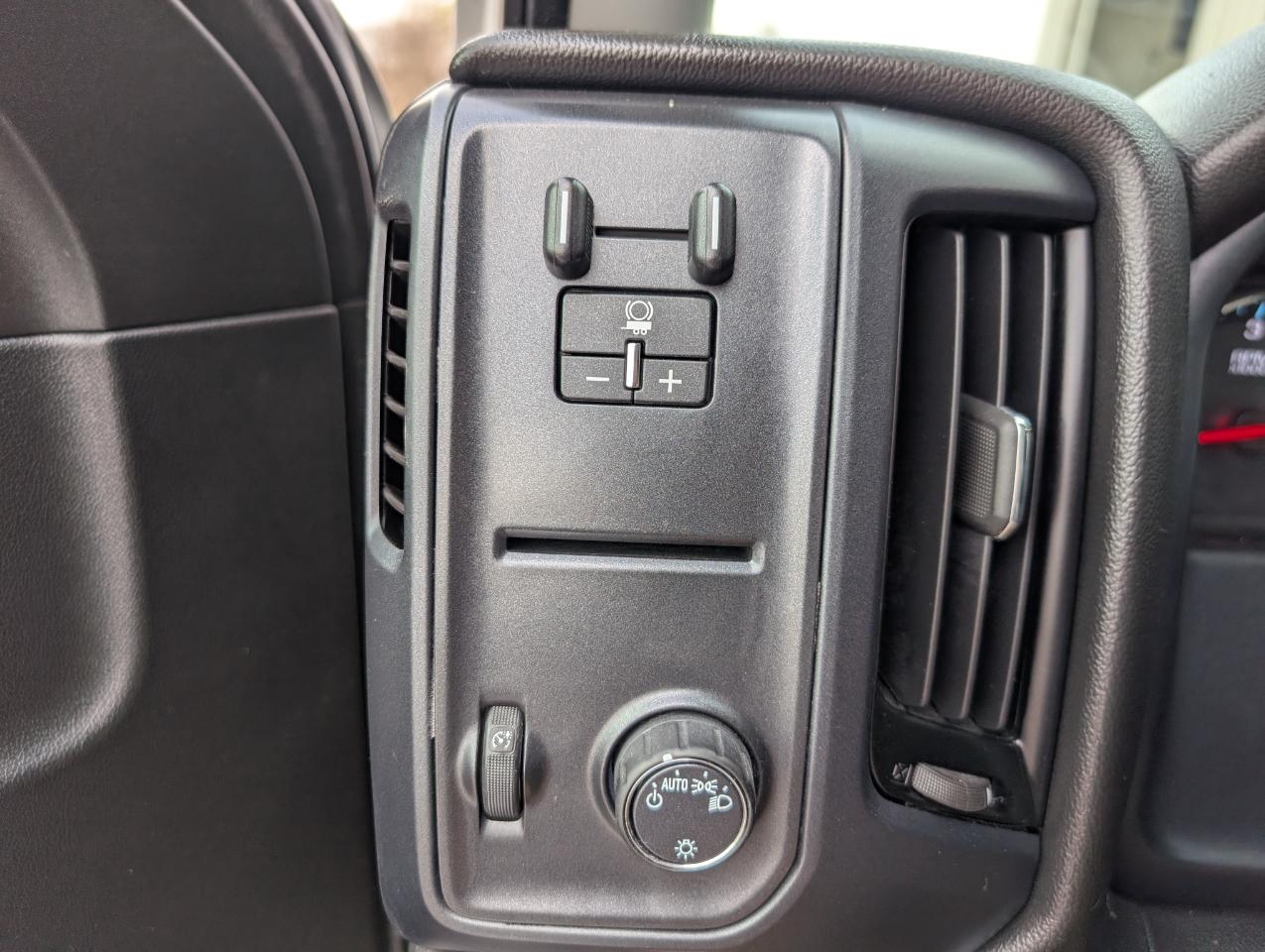 Chevrolet Silverado 1500 Work Truck Double Cab 4WD 2018