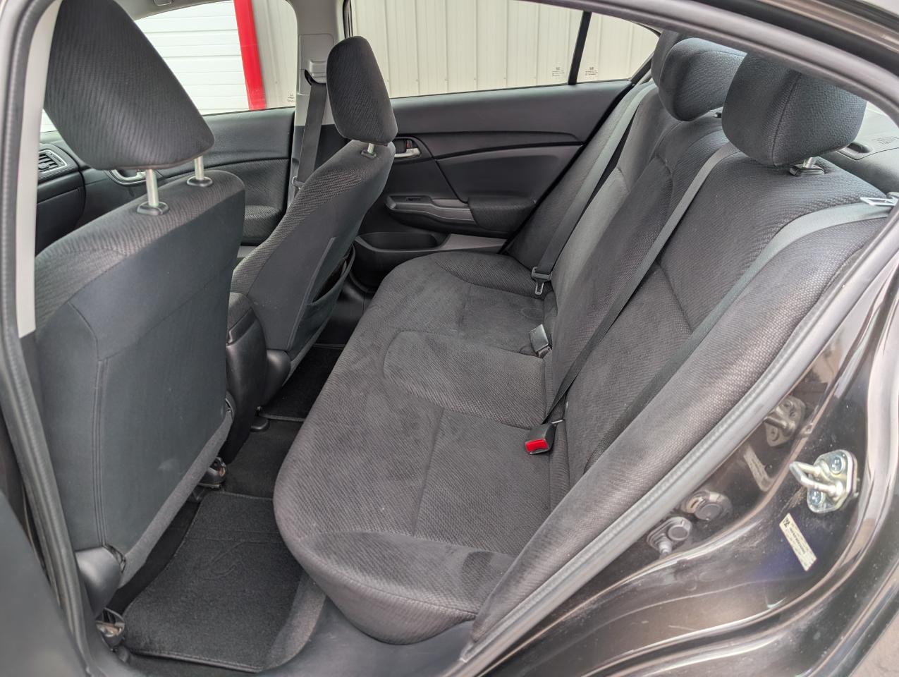 Honda Civic LX Sedan 5-Speed AT 2013